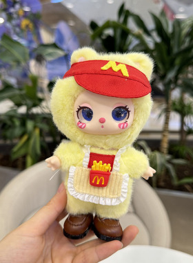 仅售娃衣】16cm莉拉LUKY CAT挂件玩偶着替毛绒娃衣M当劳汉堡背带
