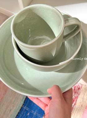 lovely days 北欧家居风明亮绿色质感陶瓷家用沙拉碗面碗水杯套组