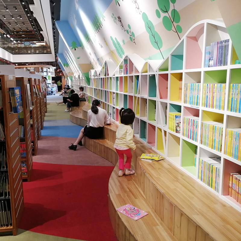 异形实木书柜图书馆置物架小学阅览室书架学校图书展示柜绘本书架