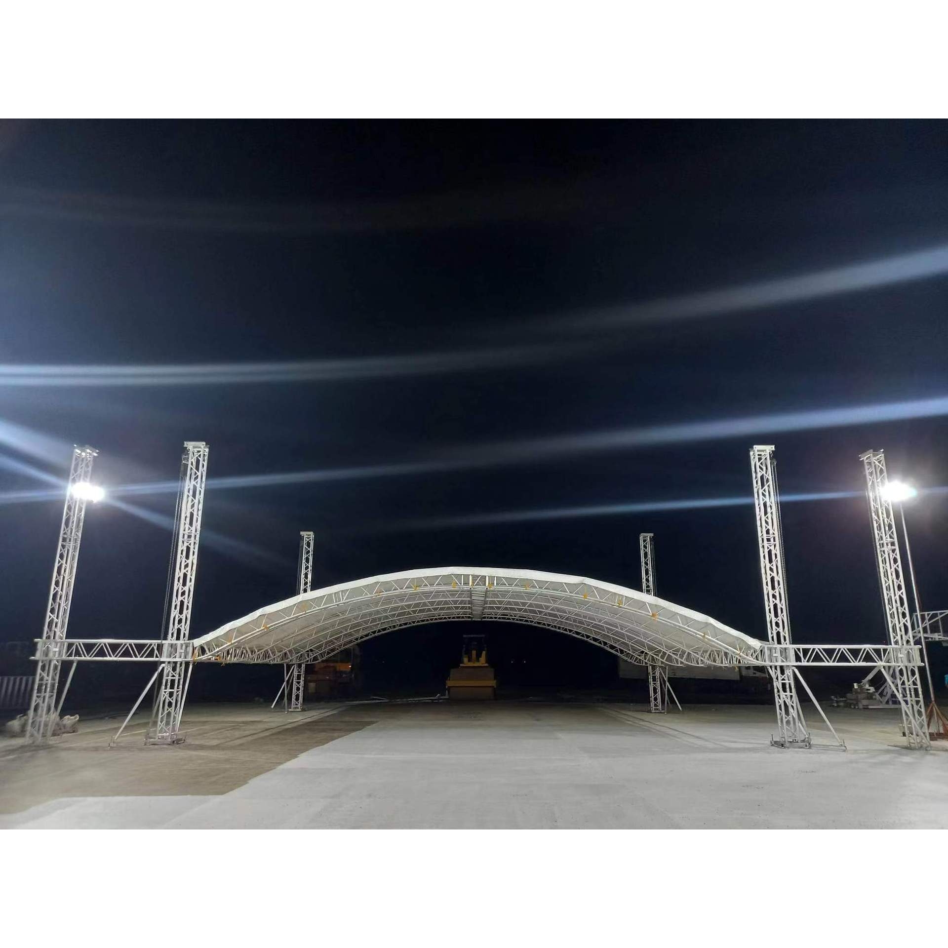 厂家直销铝合金弧形桁架、可设计造型