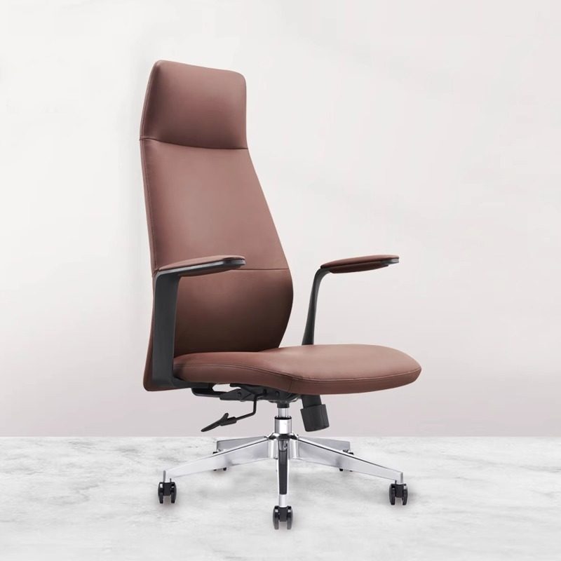 新款时尚意式老板椅办公椅简约现代接待椅皮质转椅书房电脑椅高档