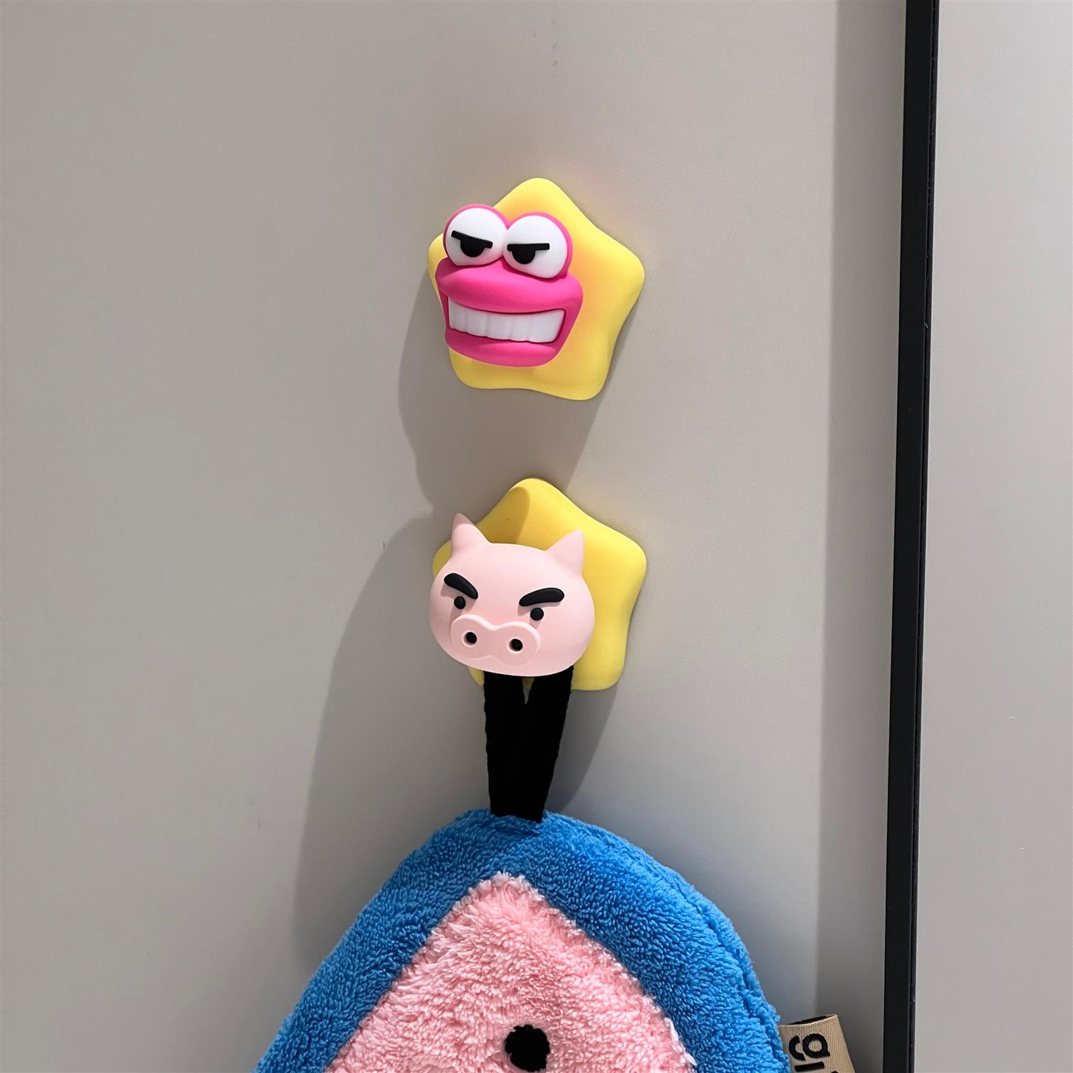 蜡笔小新挂钩防撞门挡二合一保护套门把桌角防磕碰贴创意卡通挂钩