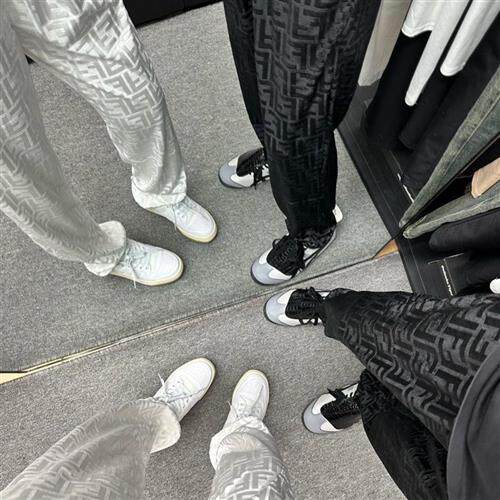 潮流高级感休闲 裤男秋夏季丝绒长裤薄款痞帅小众直筒裤垂直阔腿