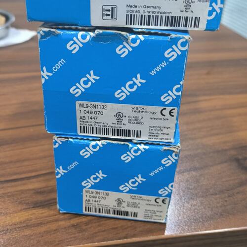 议价WENGLOR光电传感器WL9-3N1132WL9-3N1131WL9-3P2232