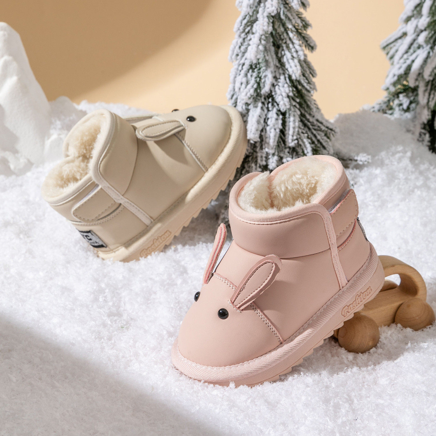 冬季新款卡通兔子女宝宝雪地靴加绒加厚短靴婴儿保暖棉鞋女童防滑