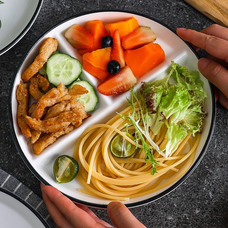 幼儿园食谱拍照餐盘餐具食物摆拍道具餐点儿童美食盘子日期牌装饰