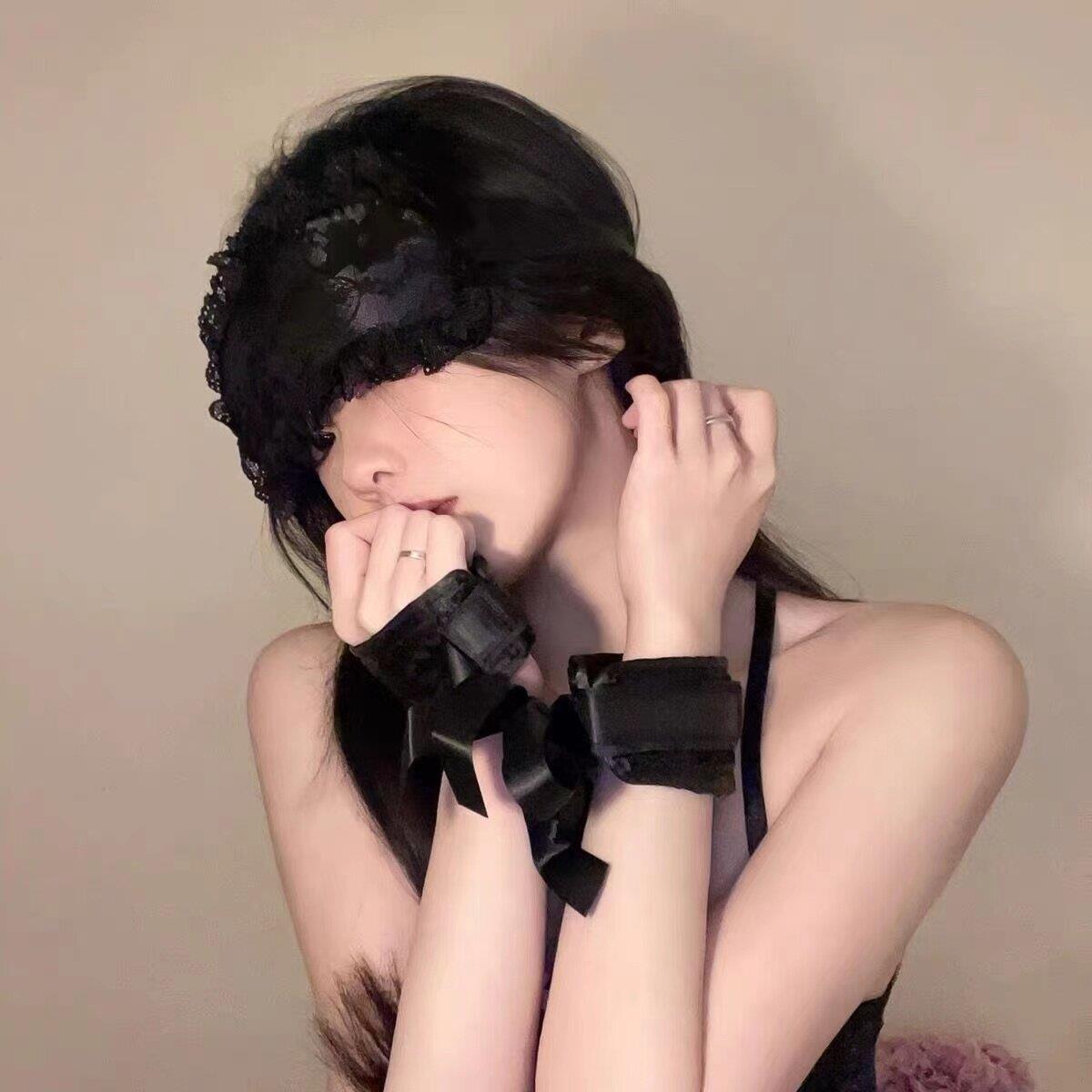 2026新款情调性感蕾丝眼罩禁欲系遮光睡眠手铐套装情侣道具play