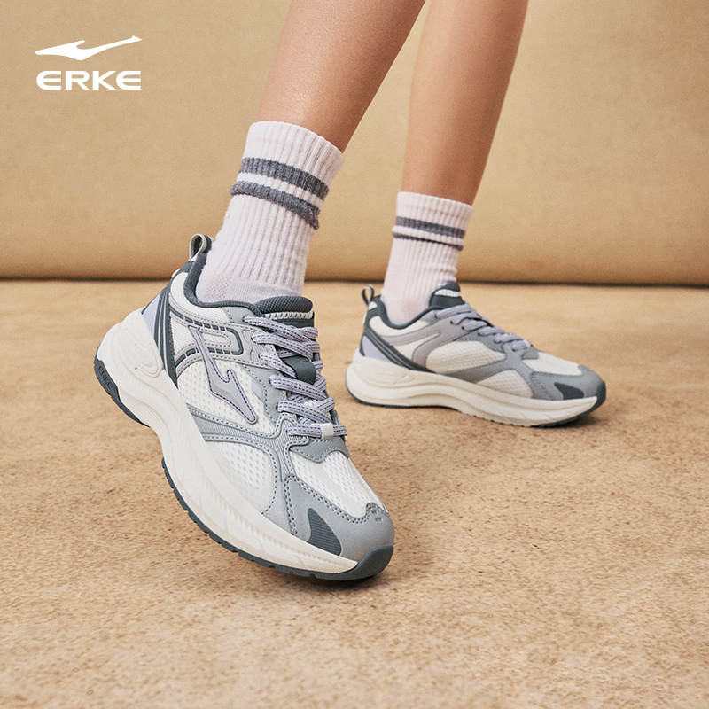 鸿星尔克新款繁星女鞋秋冬增高厚底运动鞋百搭软底老爹鞋休闲鞋