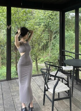 TZ2616夏2023新款女设计感灰色纯欲风连衣裙气质修身显瘦长款裙