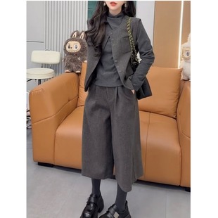NZ-5105老钱风时尚毛呢套装打底衫马甲七分裤小个子显瘦三件套