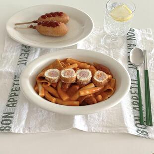 厚实耐用烤盘 乳白系列陶瓷椭圆深盘 table 700ml the