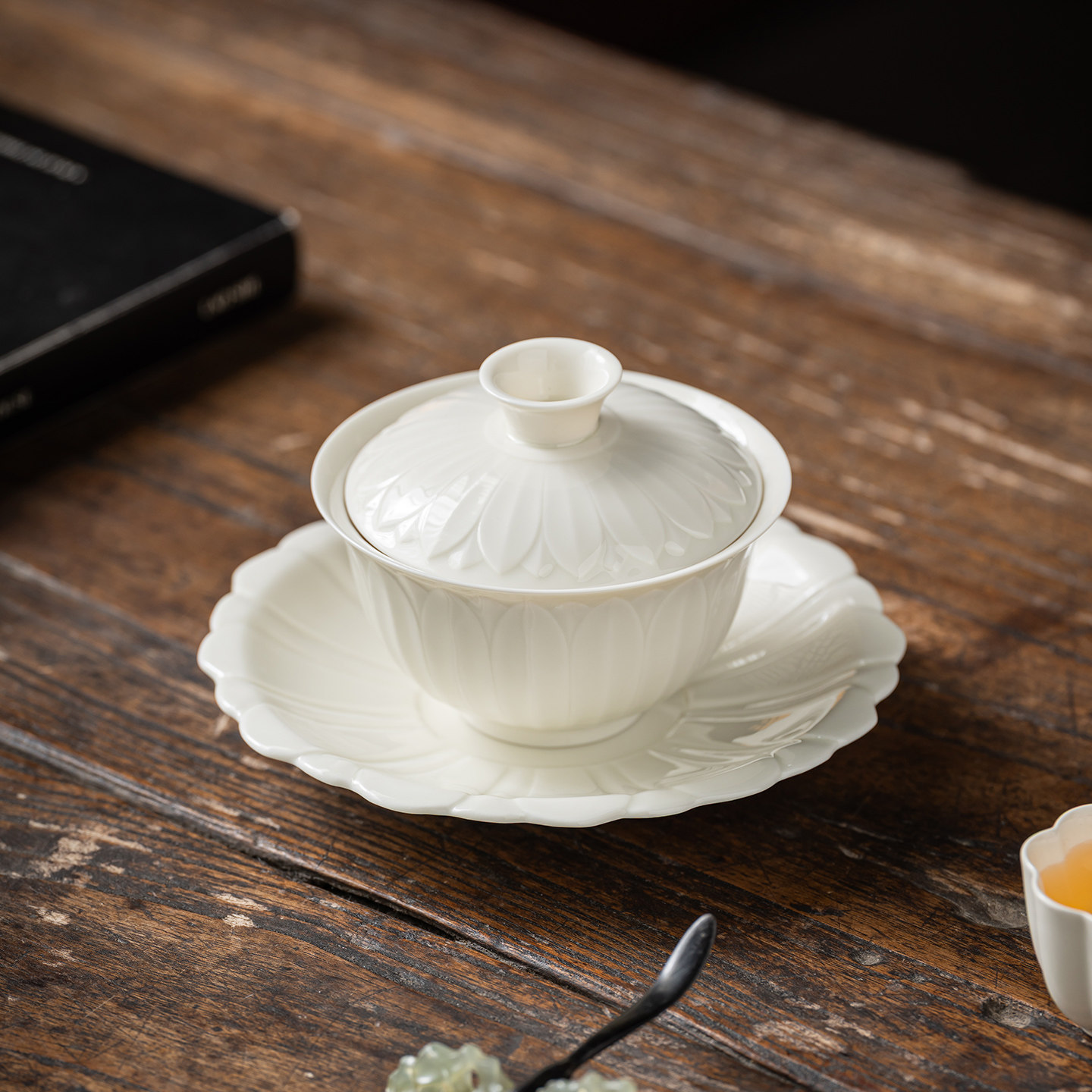 仿宋定窑白三才盖碗茶杯陶瓷家用高档功夫茶具泡茶专用茶碗不烫手图片