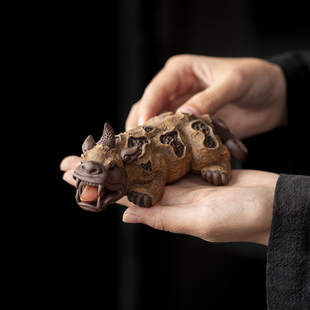 陈洪军树皮貔貅宜兴紫砂茶宠摆件精品可养茶具茶盘招财全手工茶玩