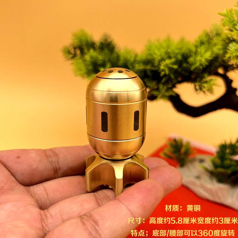 黄铜材质鱼雷可旋转桌面办公室小摆件可拆卸腰部底部可持久旋转