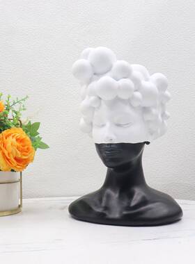 简约代样板房关女神头上泡泡人柜物雕塑摆件酒玄女现孩家居OWD装