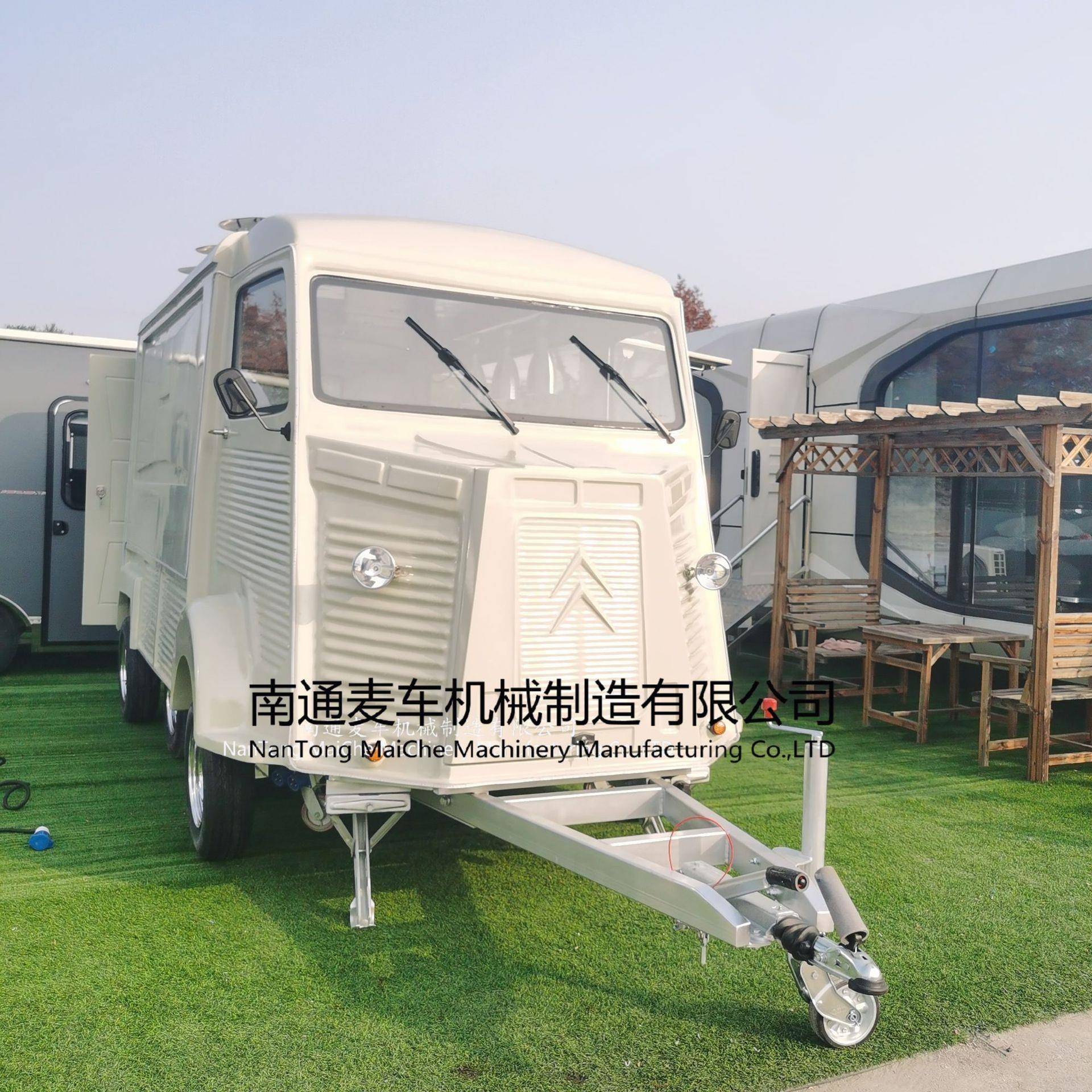 街景网红学铁龙可移动餐车炸串汉堡美食车景区商业街商业夜市烧烤