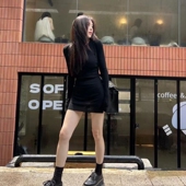 冷淡系独特别致裙子纯欲辣妹风时尚 修身 气质连衣裙小众收腰包臀裙