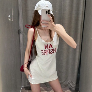 简约气质优雅字母印花白色吊带连衣裙夏季小众修身显瘦休闲背心裙