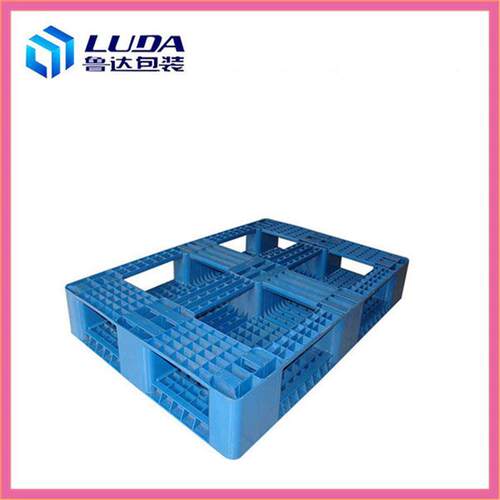 直销1210黑色蓝色叉车塑料托盘 出口货物卡板新泰田字托盘厂家