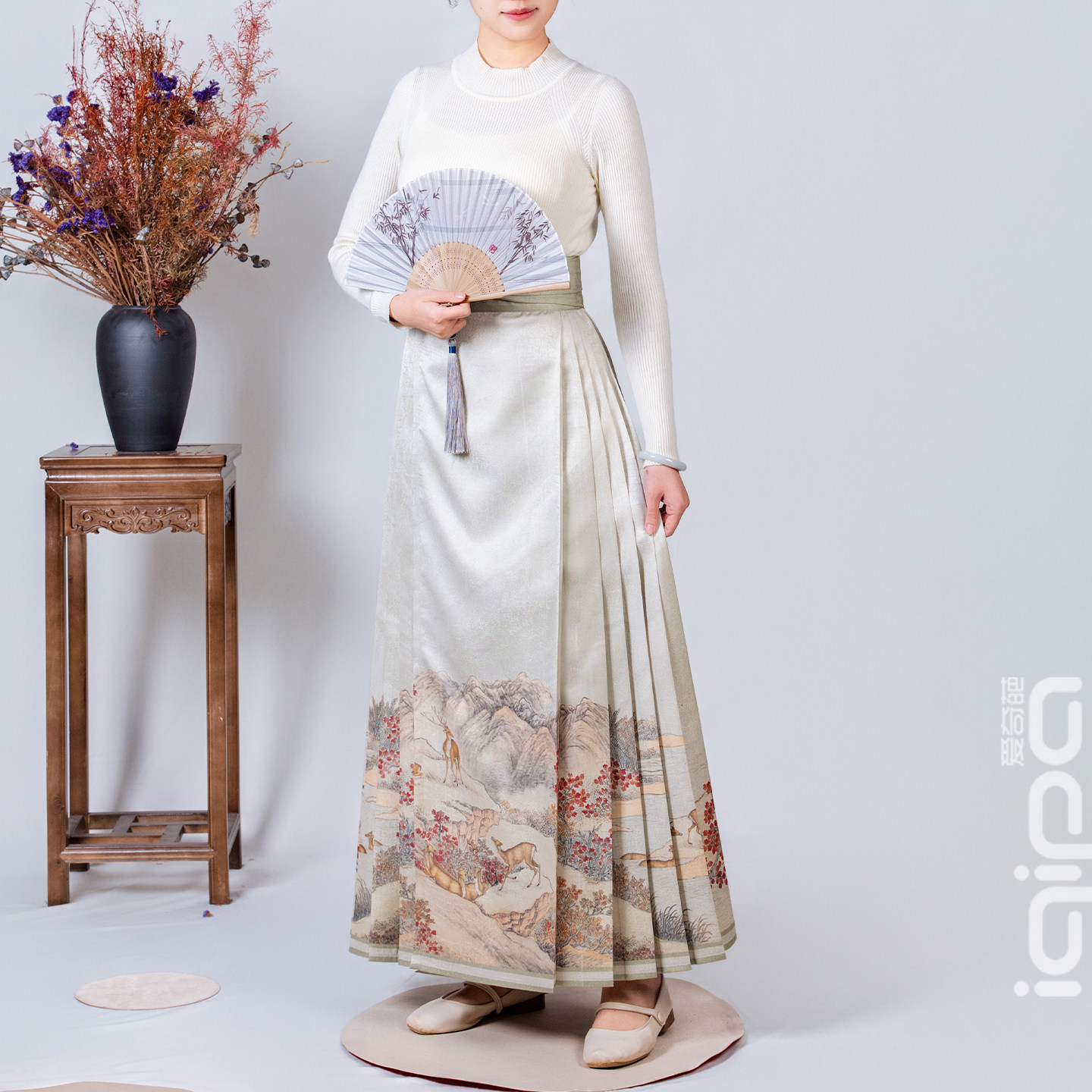 爱奇葩iqipa 百鹿图2026新款新中式显瘦马面裙女高级感汉服半身裙
