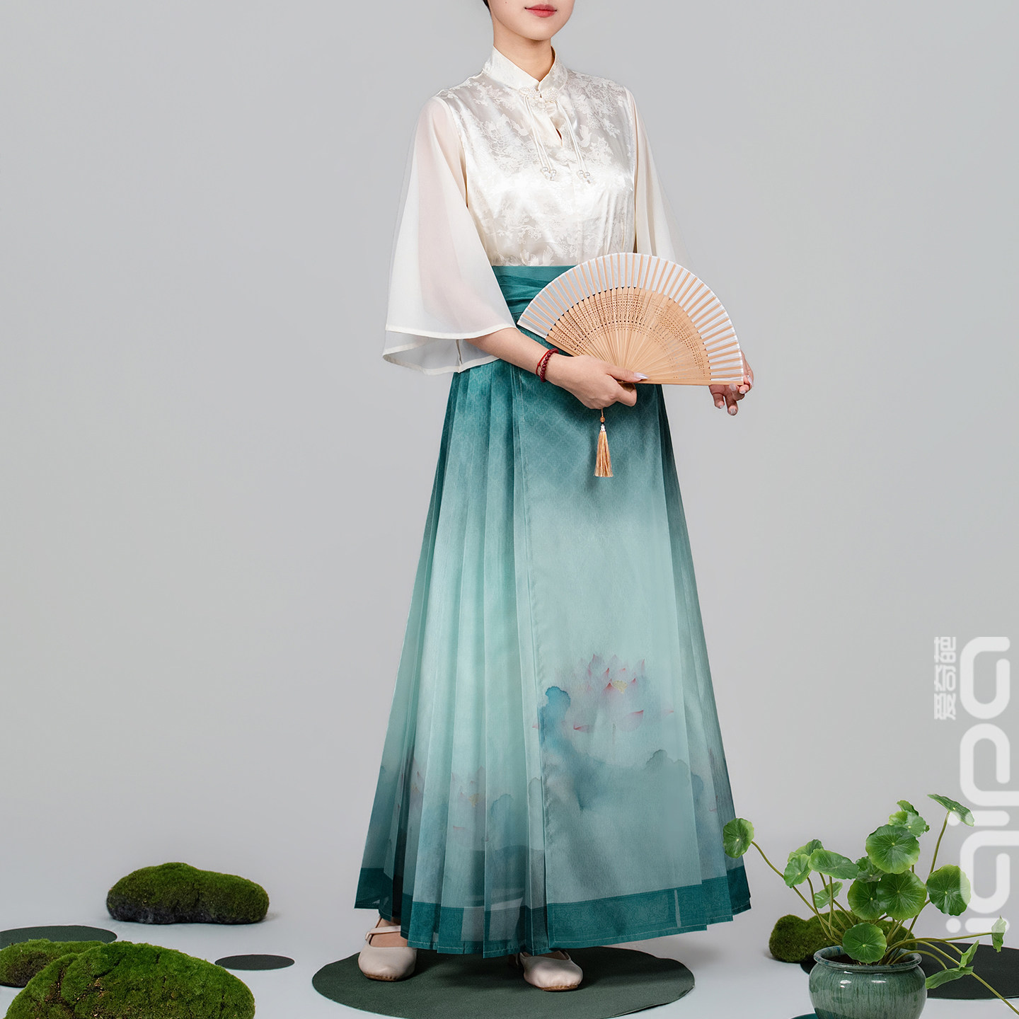 爱奇葩iqipa 原创荷风清夏新款轻奢高端马面裙日常改良汉服半身裙