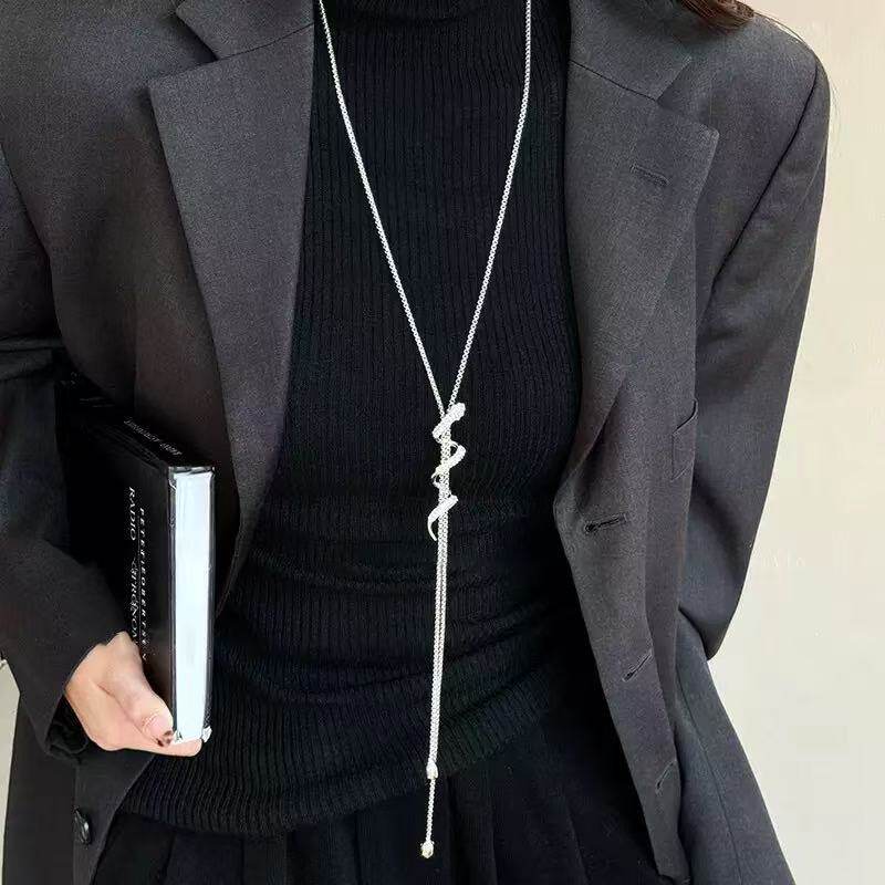 韩版时尚小蛇长款毛衣链气质百搭秋冬项链女服装配饰挂件吊坠