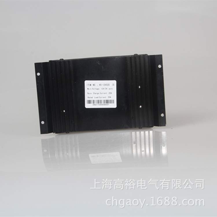 直销12V24V30A太阳能控制器，太阳能系统控制器，充电控制器