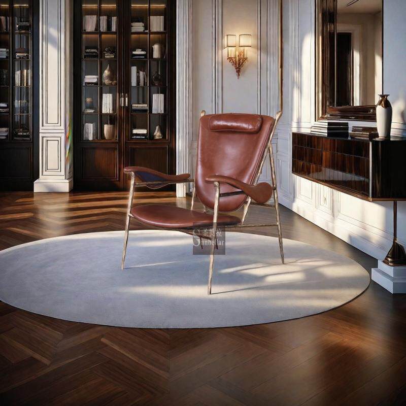 欧美复古单人沙发椅铁艺锻打酋长椅设计师真皮质休闲老虎椅洽谈椅