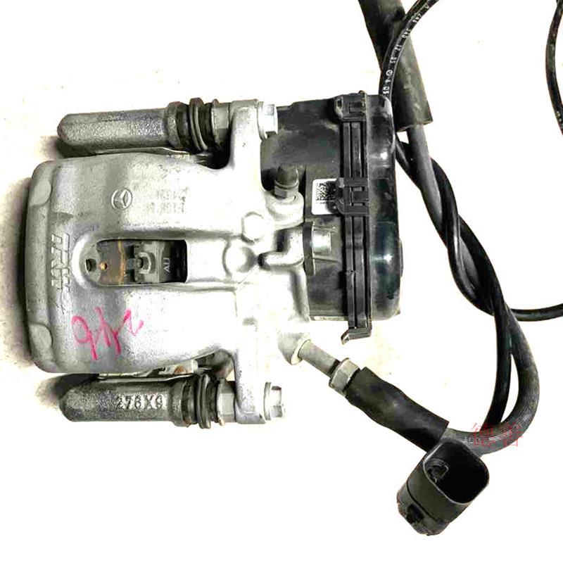 适用奔驰A180A200A260B180B200B260汽车制动刹车分泵拆车件