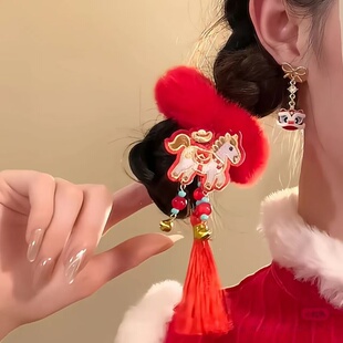 马年可爱毛球发夹新年头饰小马发箍甜美发夹对夹搞怪流苏发卡发圈