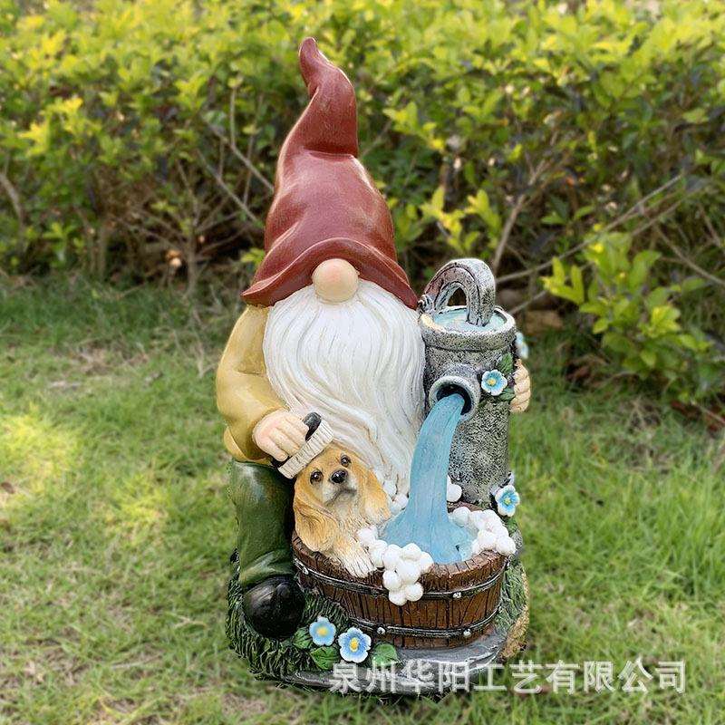 跨境小狗洗澡侏儒摆件树脂工艺品太阳能精灵小矮人户外庭院装饰品