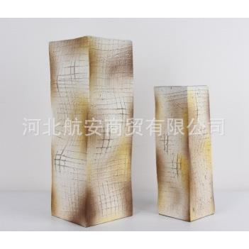 现代简约创意树脂花器树脂花插花瓶样板房售楼处桌面茶几书架饰品
