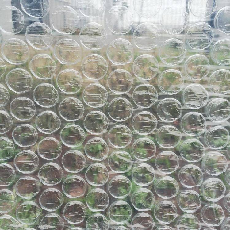 气泡膜打包大泡50cm宽三层泡沫卷双面加厚气泡垫泡沫纸卷装厂家