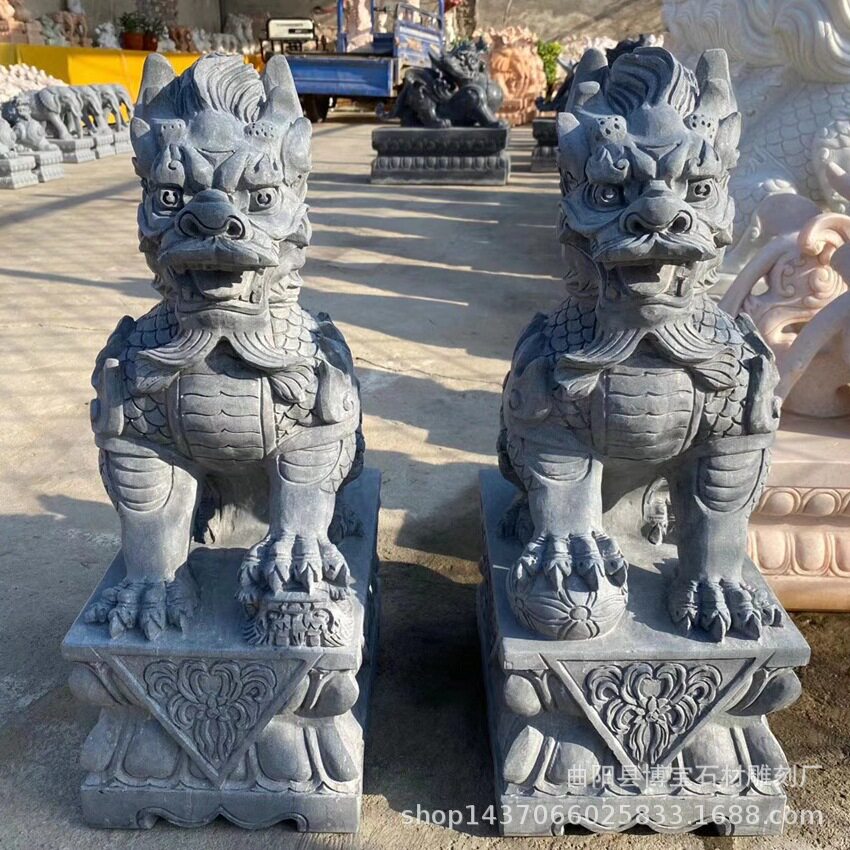 青石石雕麒麟一对 别墅祠堂大门摆件户外庭院景观石兽雕塑厂家