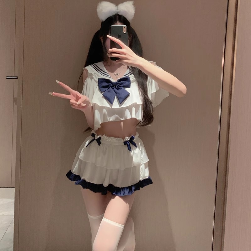 情侣趣味制服性感擦边大尺度