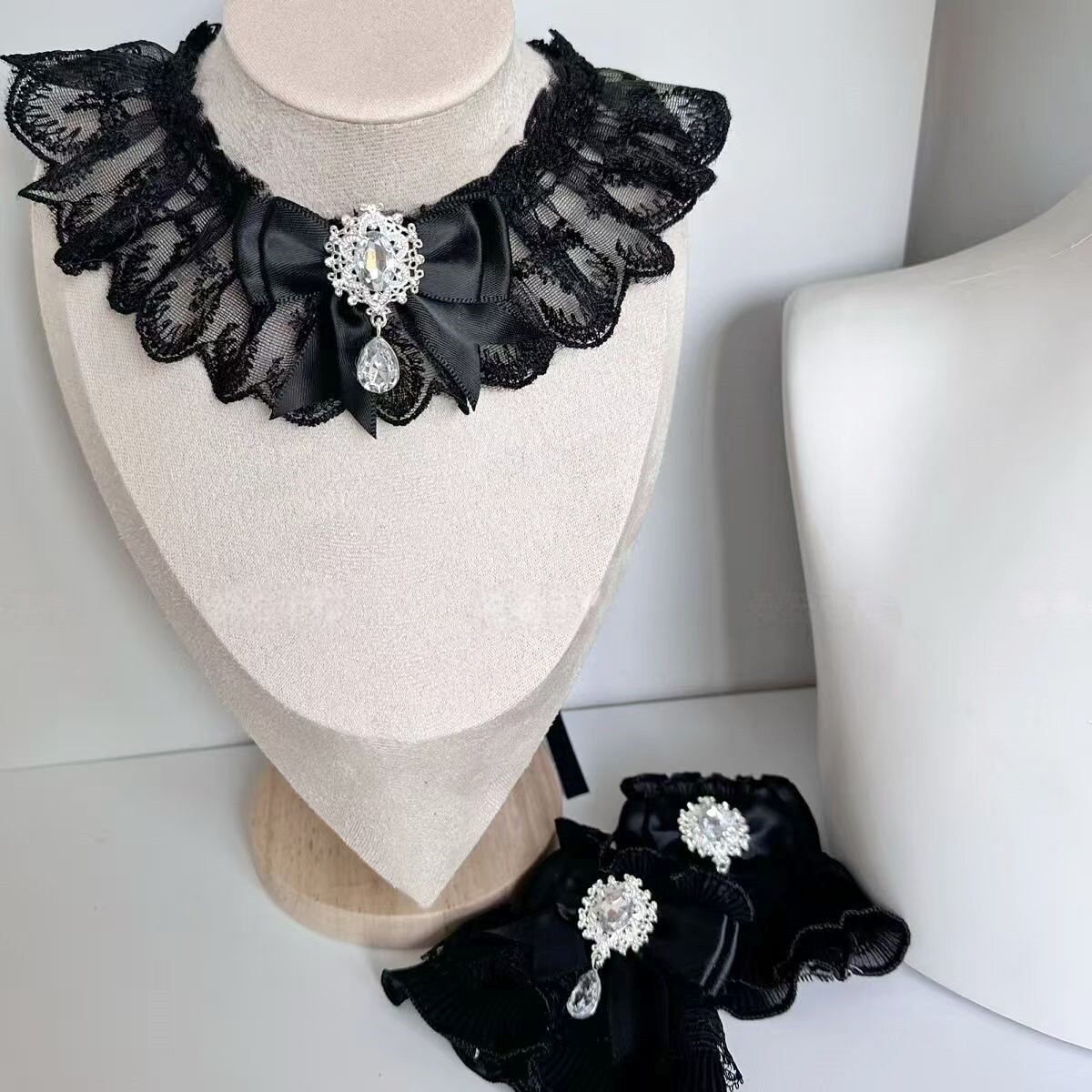 Little Fortune手作黑色雀之羽千堆雪lolita蕾丝项链手袖重工颈链