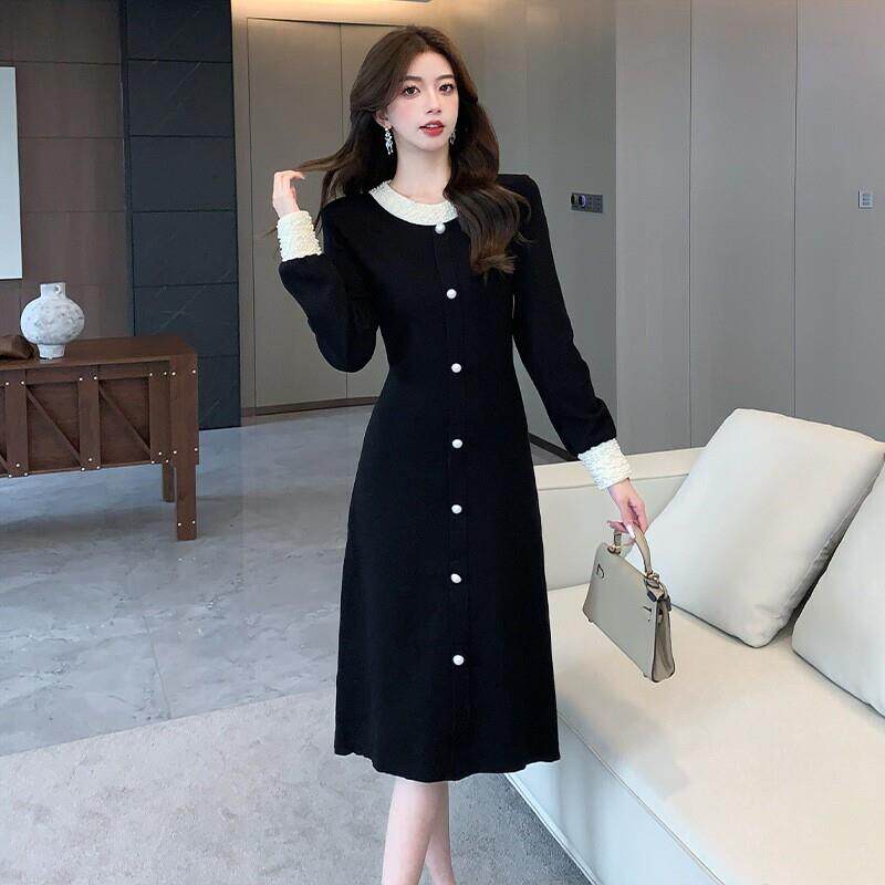 黑色针织连衣裙女秋冬新款重工法式复古名媛珍珠感显瘦中长裙
