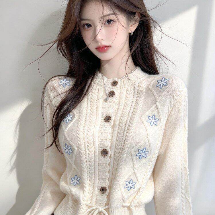 刺绣钩花毛衣女秋冬2026