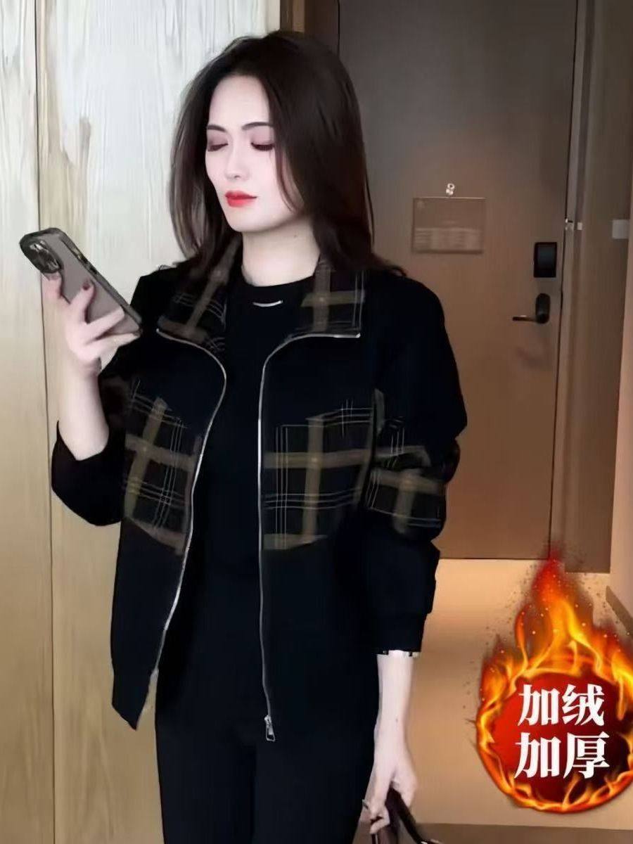 新款格子洋气加绒加厚中老年妈妈上衣秋冬外套女大码开衫减龄夹克
