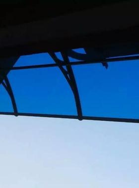 PC耐力板铝遮合金材车质汽单车棚lcPC耐力板停车棚阳雨棚