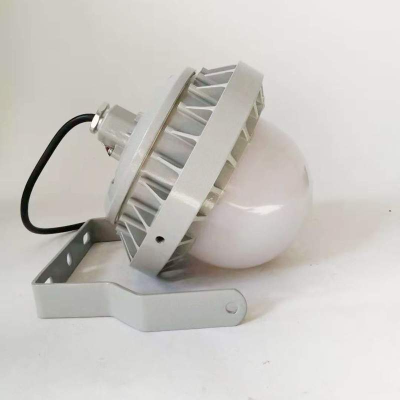 LED平台灯NFC9189 车间厂房防眩泛光灯30W50W 电厂铁路三防吸顶灯