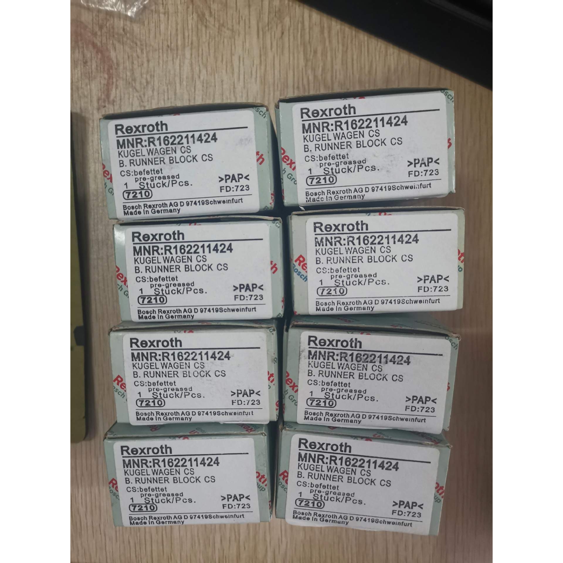 R162211424  力士乐滑块导轨中滚珠滑台中中