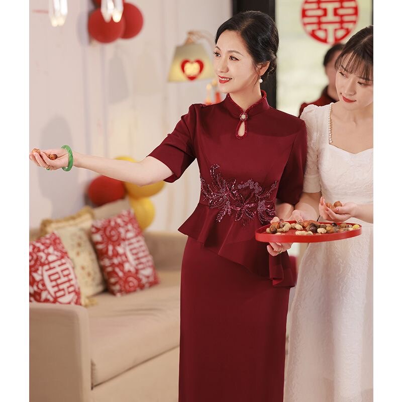 速发结婚礼妈礼服年轻婚宴装参加儿旗袍小个子裙子高贵红色婚妈喜