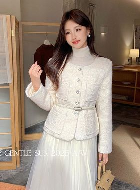 秀熙熙2025冬季新款优雅名媛圆领腰带长袖羊毛小香风外套女86115