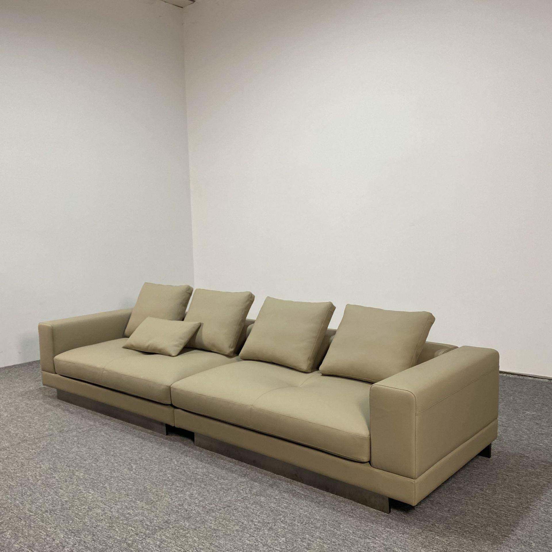 意式极简设计师时增超纤皮现代客厅家用小户型康纳丽直排真皮沙发