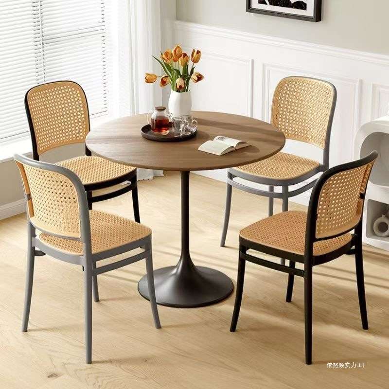 椅子藤编北欧餐椅家用塑料叠放户外网红靠背椅小户型休闲扶手桌椅