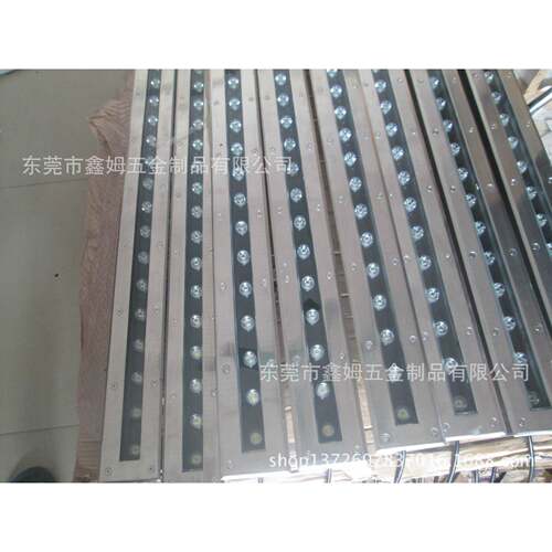 质保三009年led条形地灯1米线条埋地灯埋18W36W条防长长水耐用