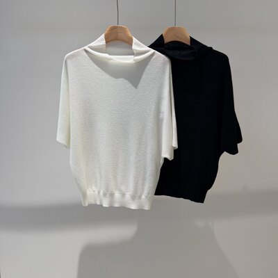 春款轻熟风半高圆领针织衫