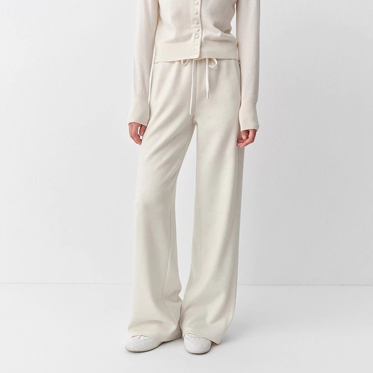 松紧腰抽绳高腰休闲裤子