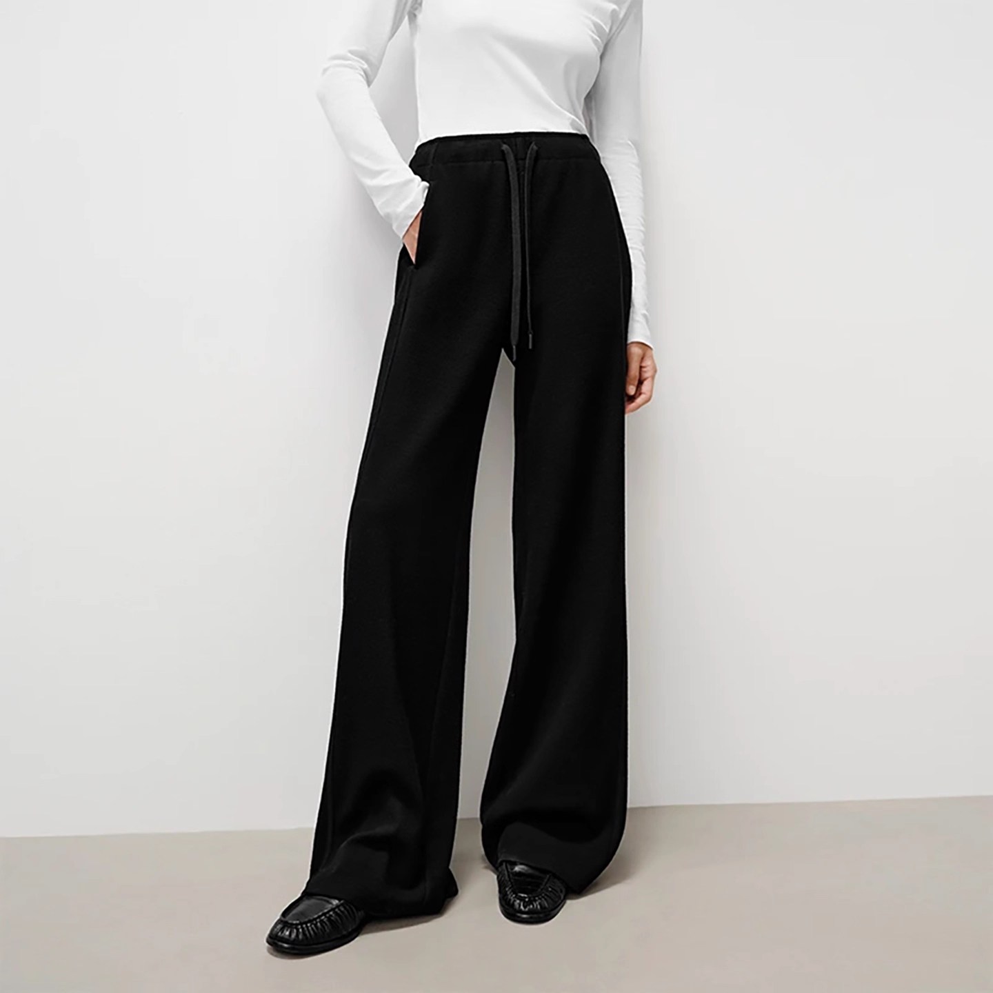 高腰显瘦抽绳休闲裤子